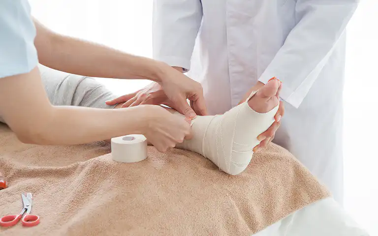 ケガや病気の保険